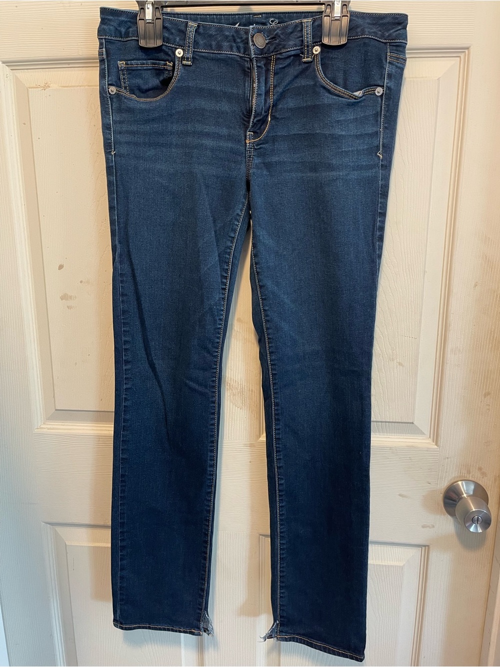 American eagle outfitters Women’s Dark Blue Straight Leg Jeans
